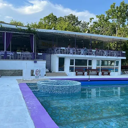 Apartment парк-хотел рива *