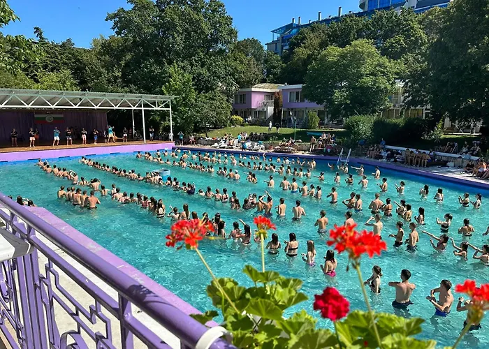 парк-хотел рива * גולדן סנדס