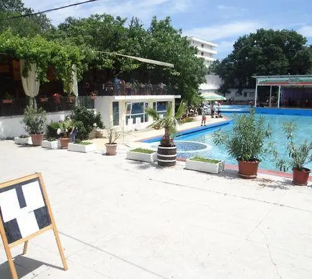 парк-хотел рива Διαμέρισμα