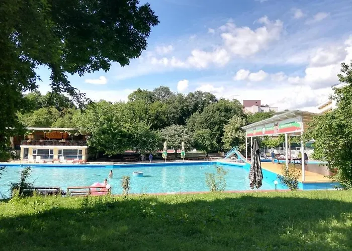 Appartamento парк-хотел рива *