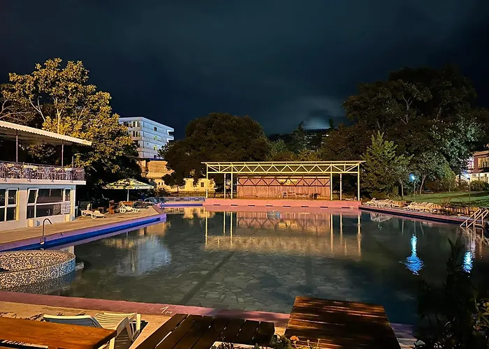 Appartamento парк-хотел рива